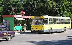 Клинцы. Автобус на улице Октябрьской