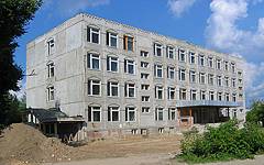 Сельцо. Строящееся здание поликлиники