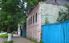 Севск. Жилой дом (середина XIX века)