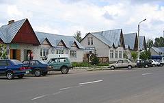 Унеча. Магазины на улице Иванова